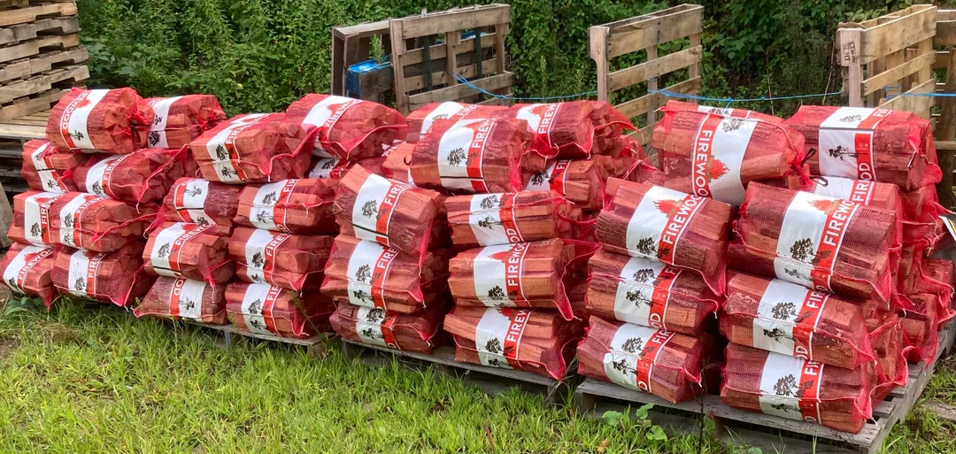 BUY BAGGED WOOD PELLETS